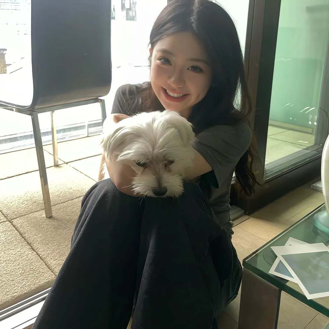 被背叛后，我被千金和萌娃赖上了